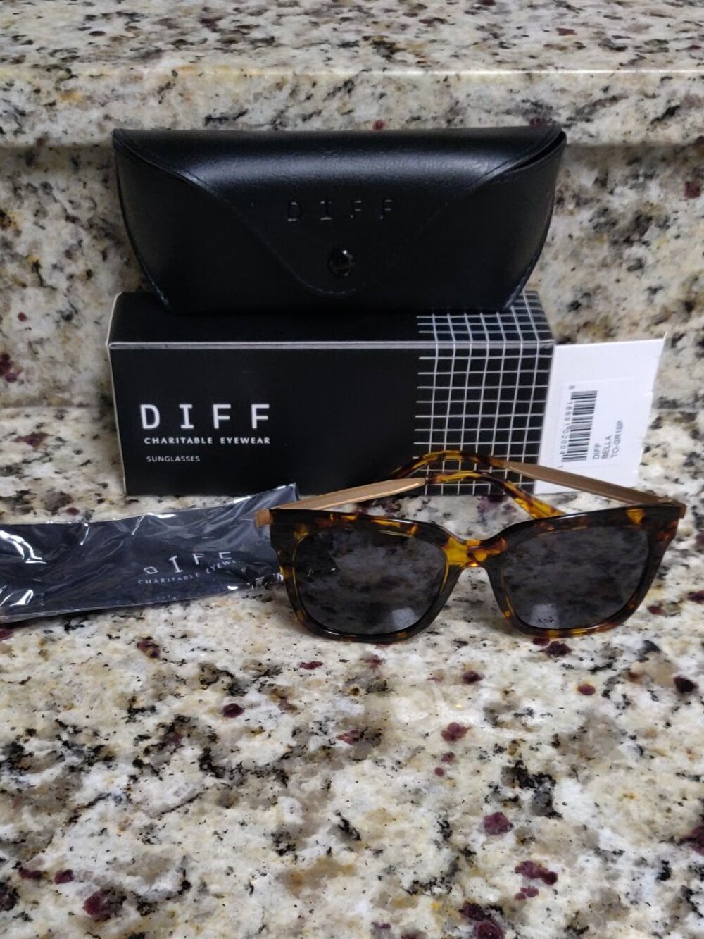 DIFF Bella Tortoise Shell Polarized Sunglasses New In Box